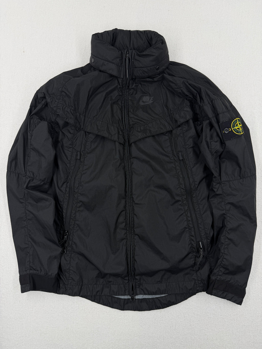 Stone Island Nike Hyper Light Membrana 2L TC Windrunner — front