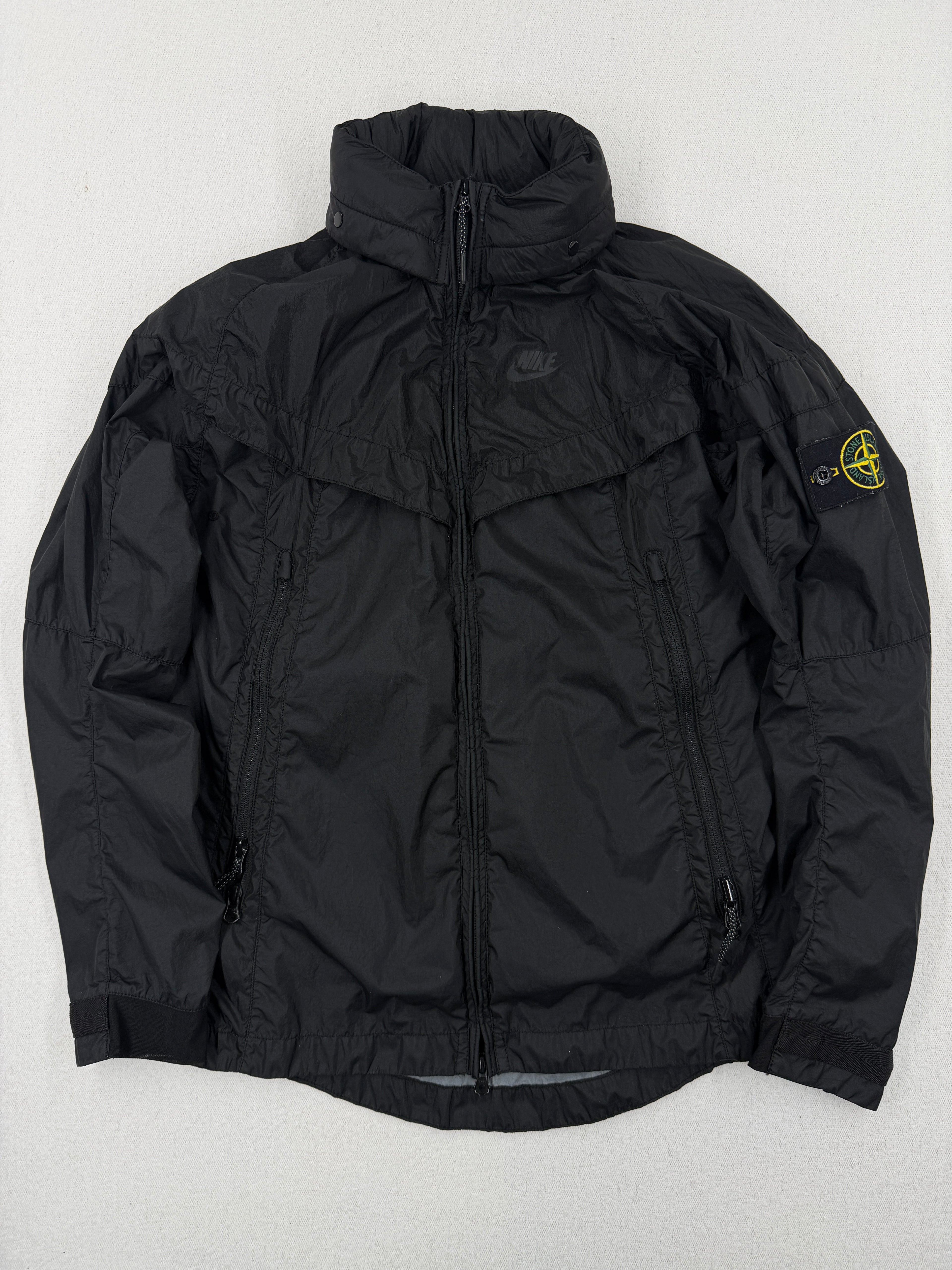 Stone Island Nike Hyper Light Membrana 2L TC Windrunner — front