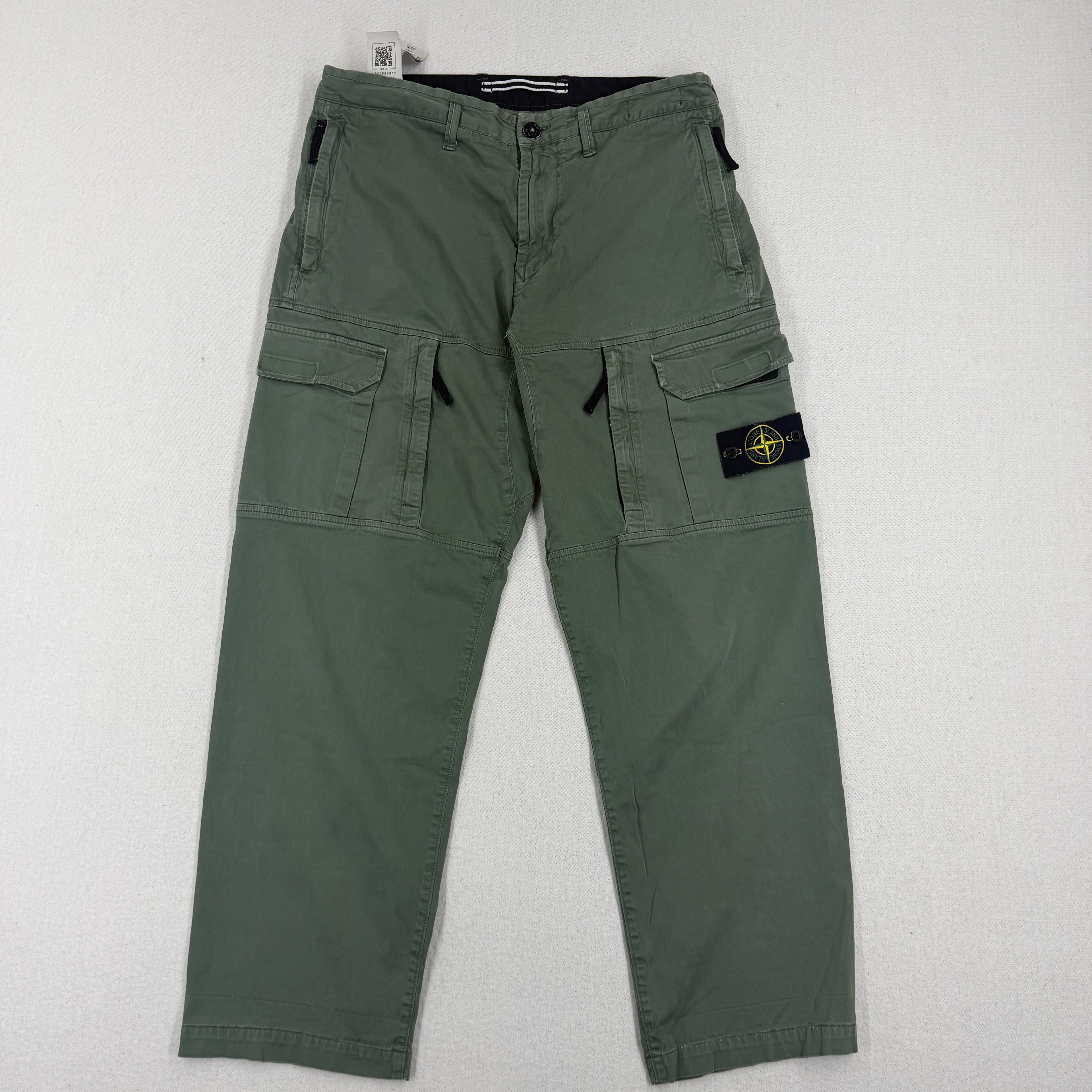 Stone Island Loose Fit Cargo Pants — front