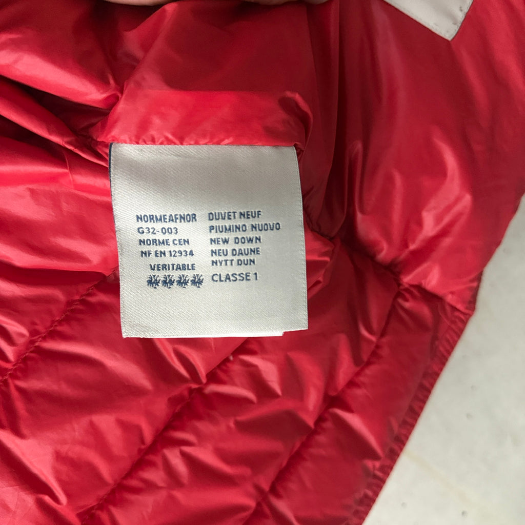 Moncler Gui women's down gilet red care label