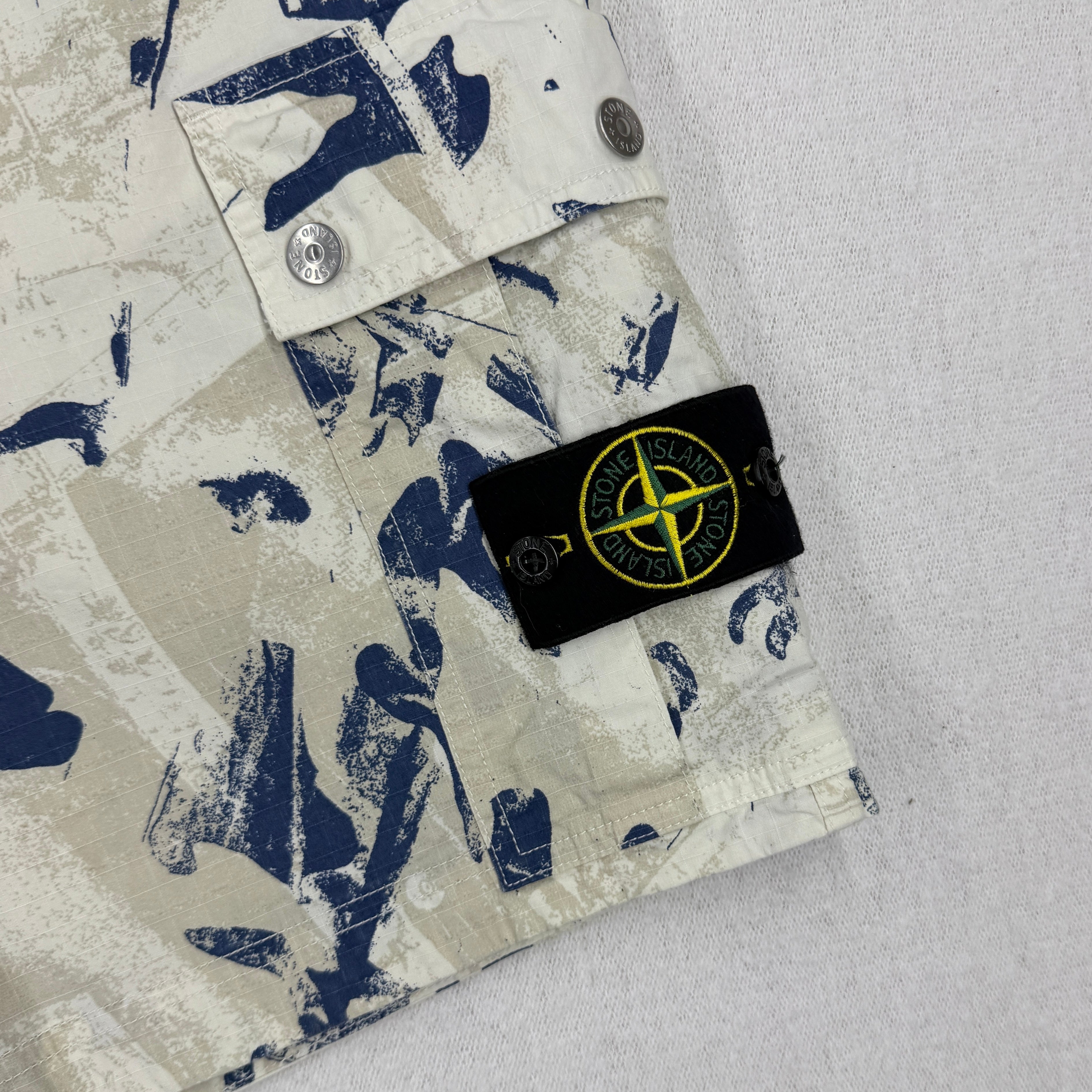 Stone Island Scan Desert Camo Comfort Fit Cargo Shorts — badge