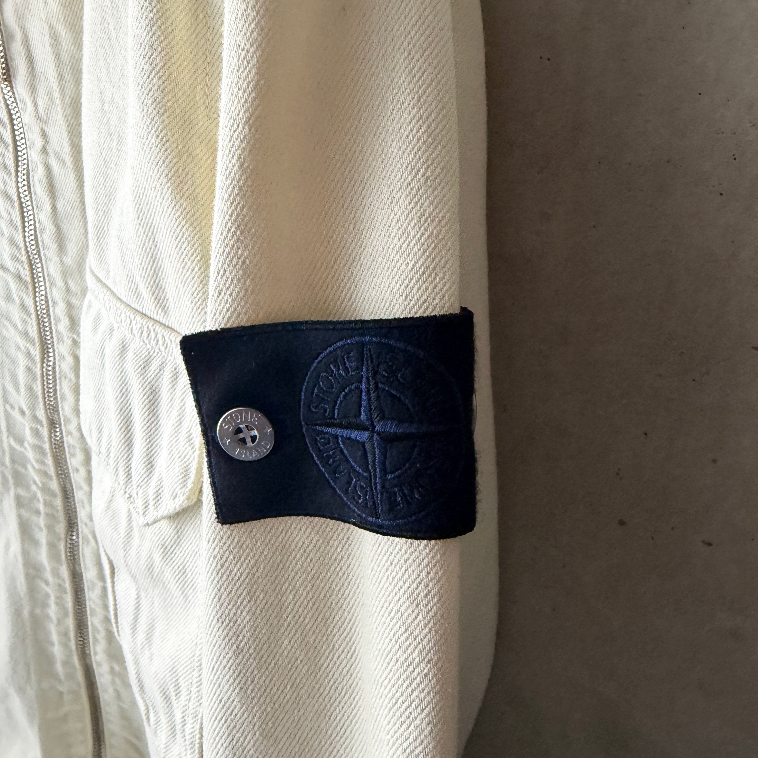 Stone Island Light Bull Denim-TC Overshirt — detail
