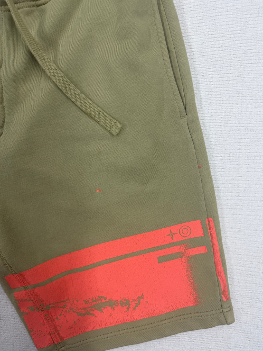Stone Island Graphic Print Fleece Shorts — detail