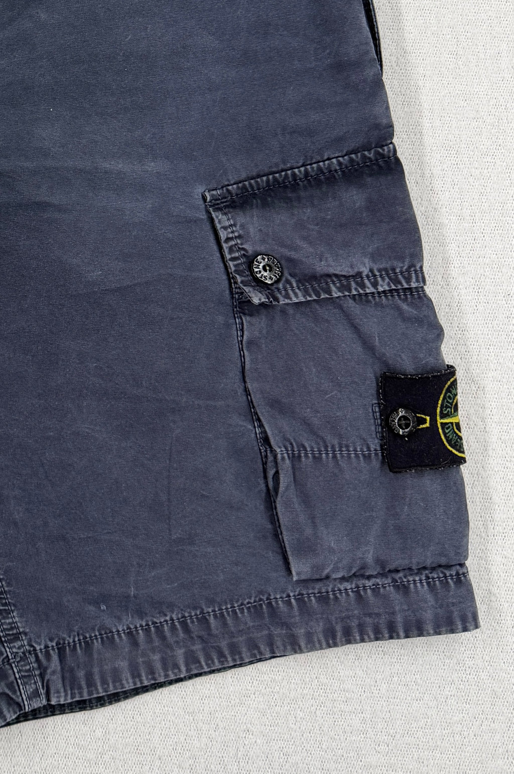 Stone Island Old Effect Slim Fit Navy Cargo Shorts — detail