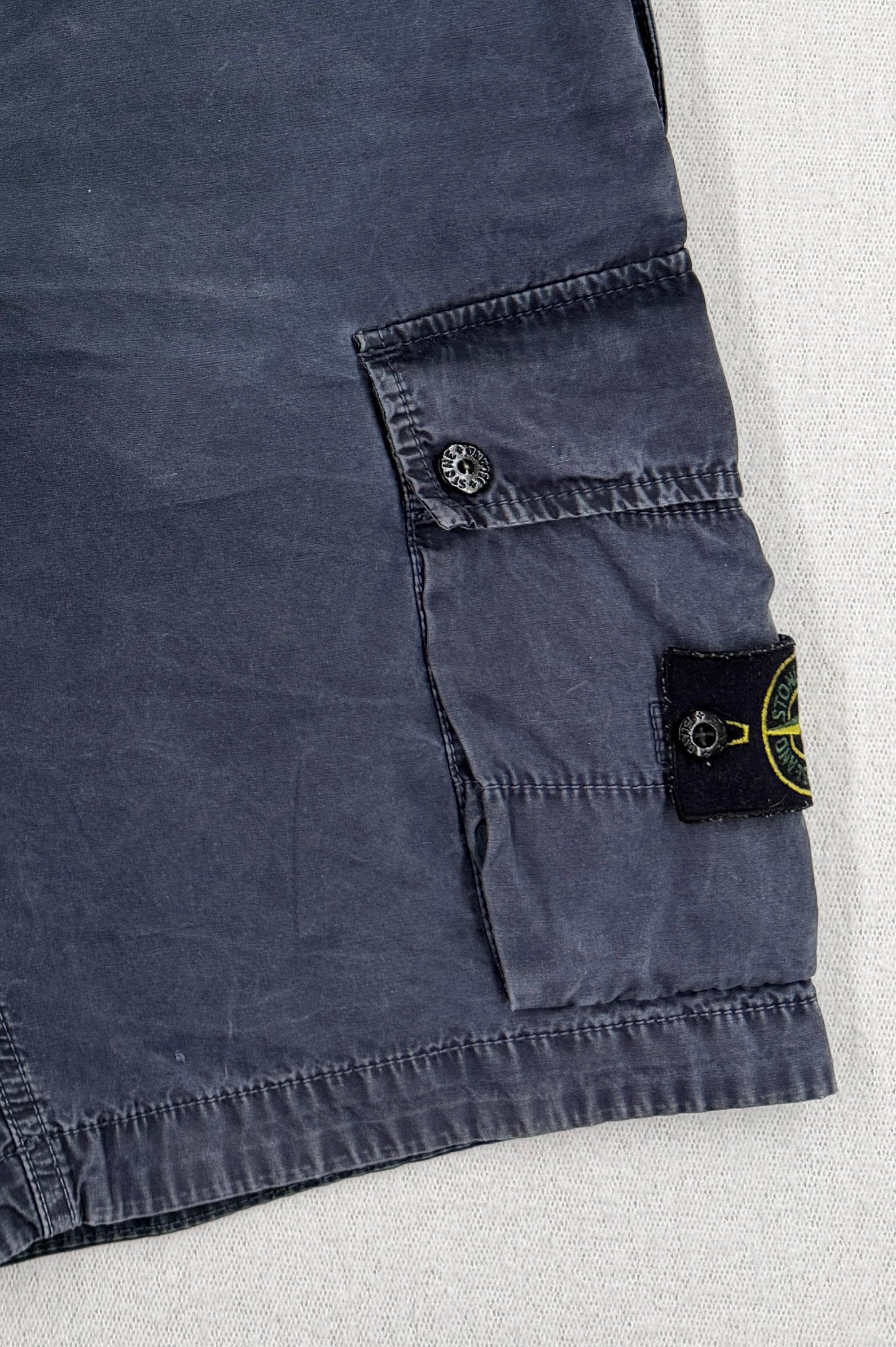 Stone Island Old Effect Slim Fit Navy Cargo Shorts — detail