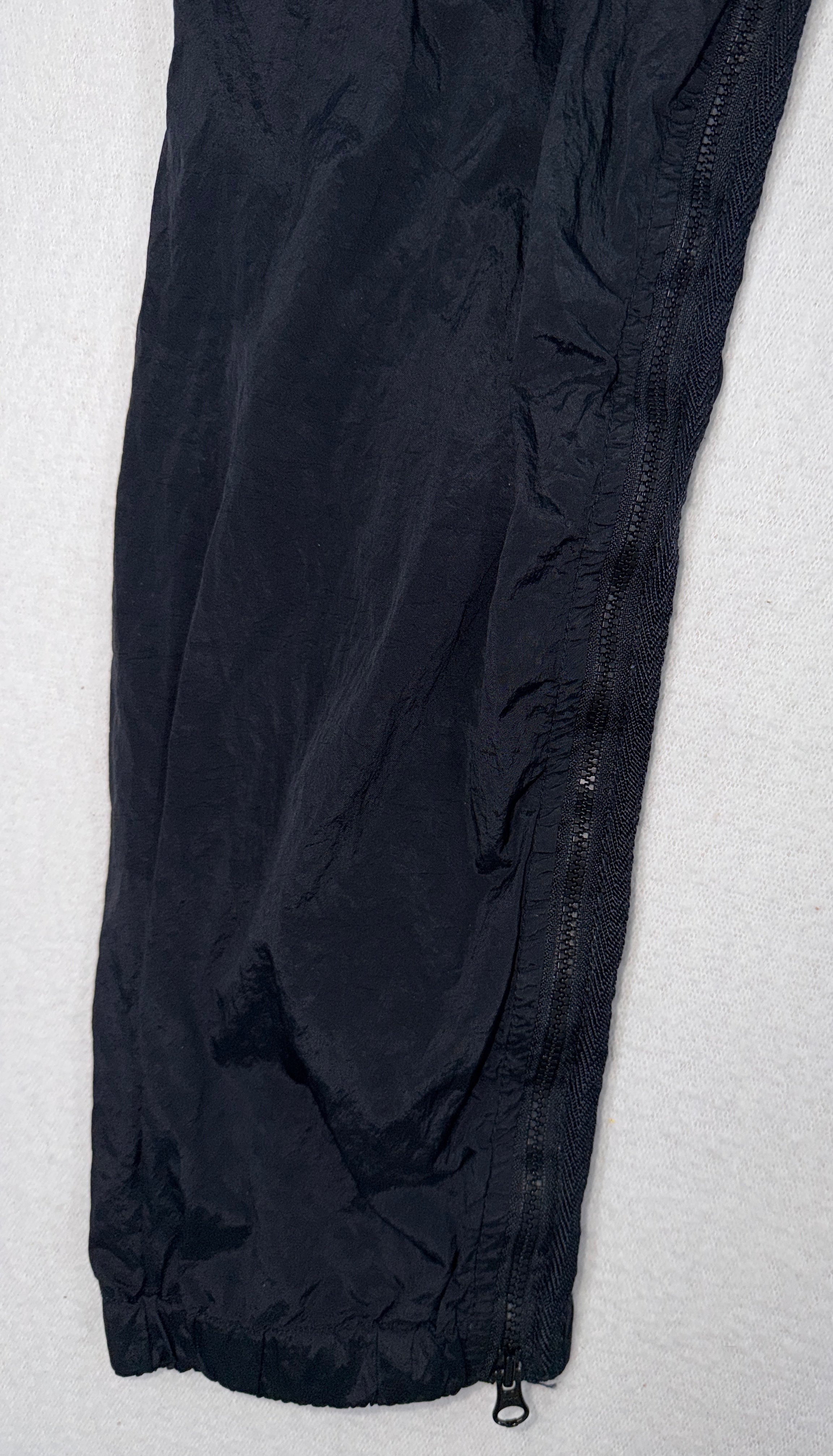 Stone Island Nylon Metal In Econyl Cargo Pants — detail