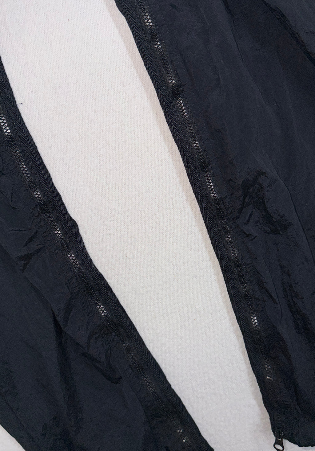 Stone Island Nylon Metal In Econyl Cargo Pants — detail