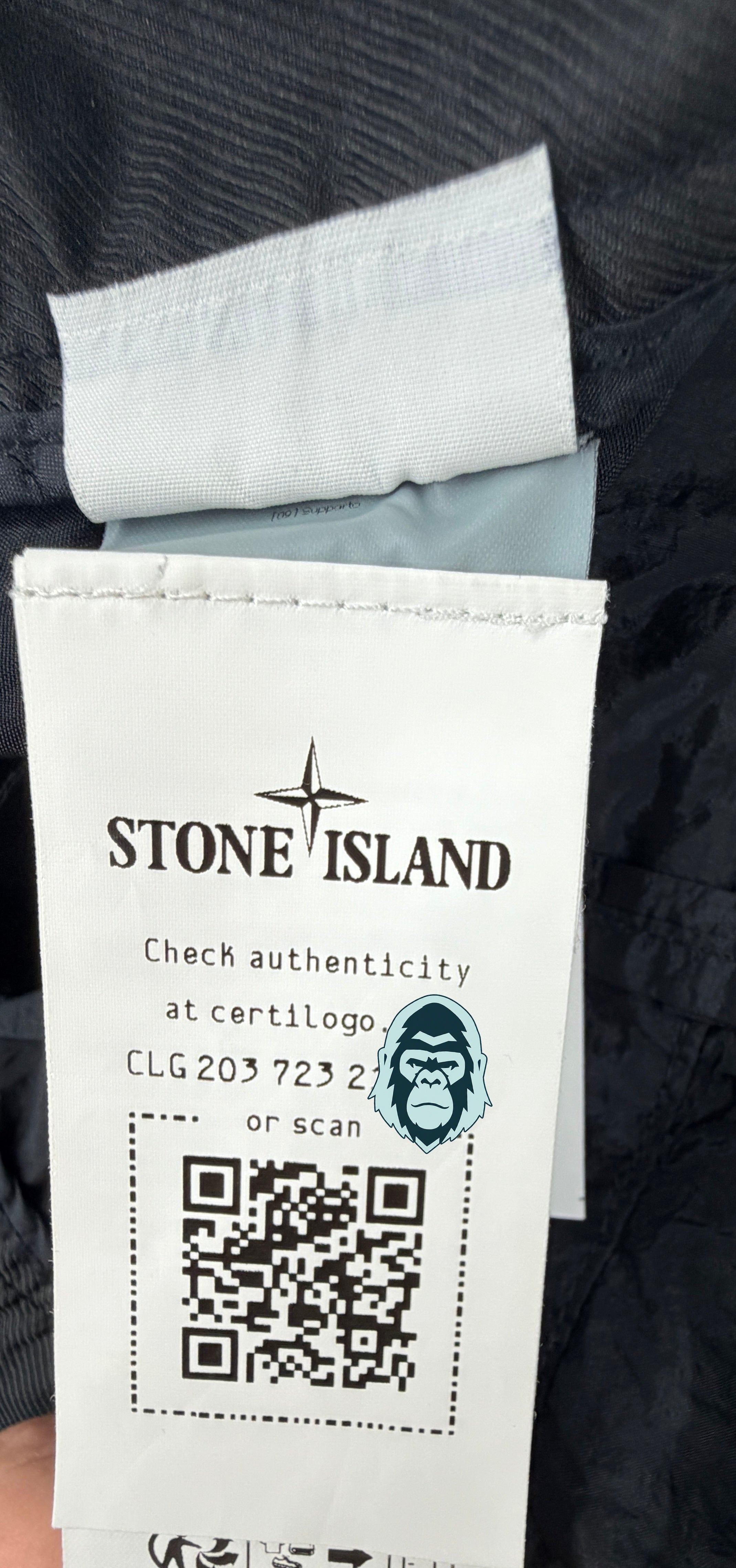 Stone Island Nylon Metal In Econyl Cargo Pants — certilogo