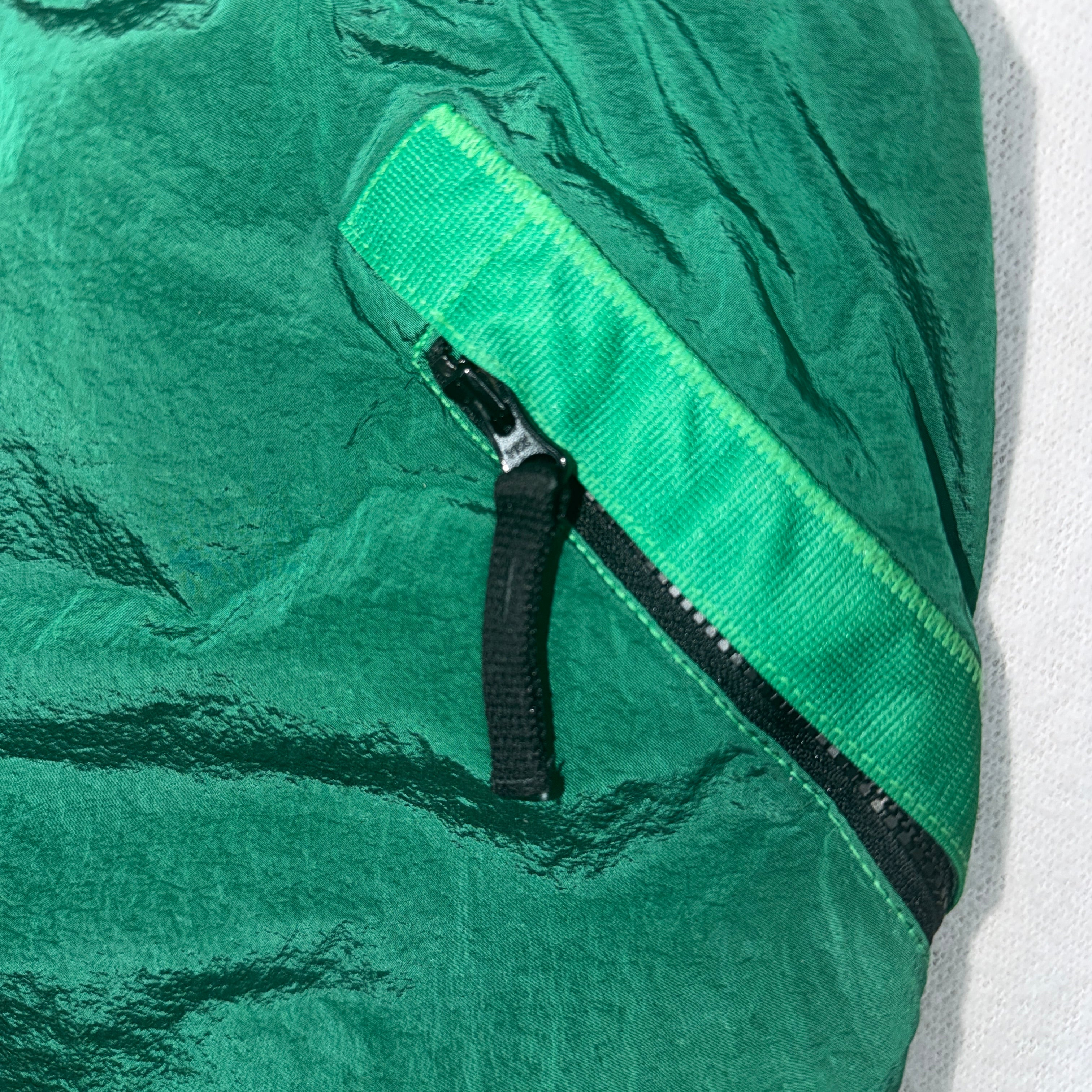 Stone Island Shorts Cargo — detail