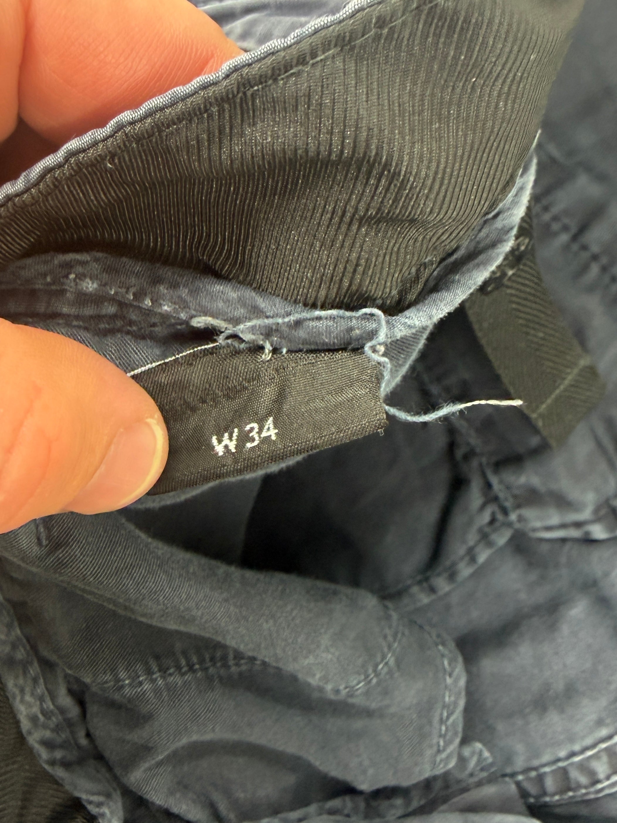 Stone Island Old Effect Slim Fit Navy Cargo Shorts — label