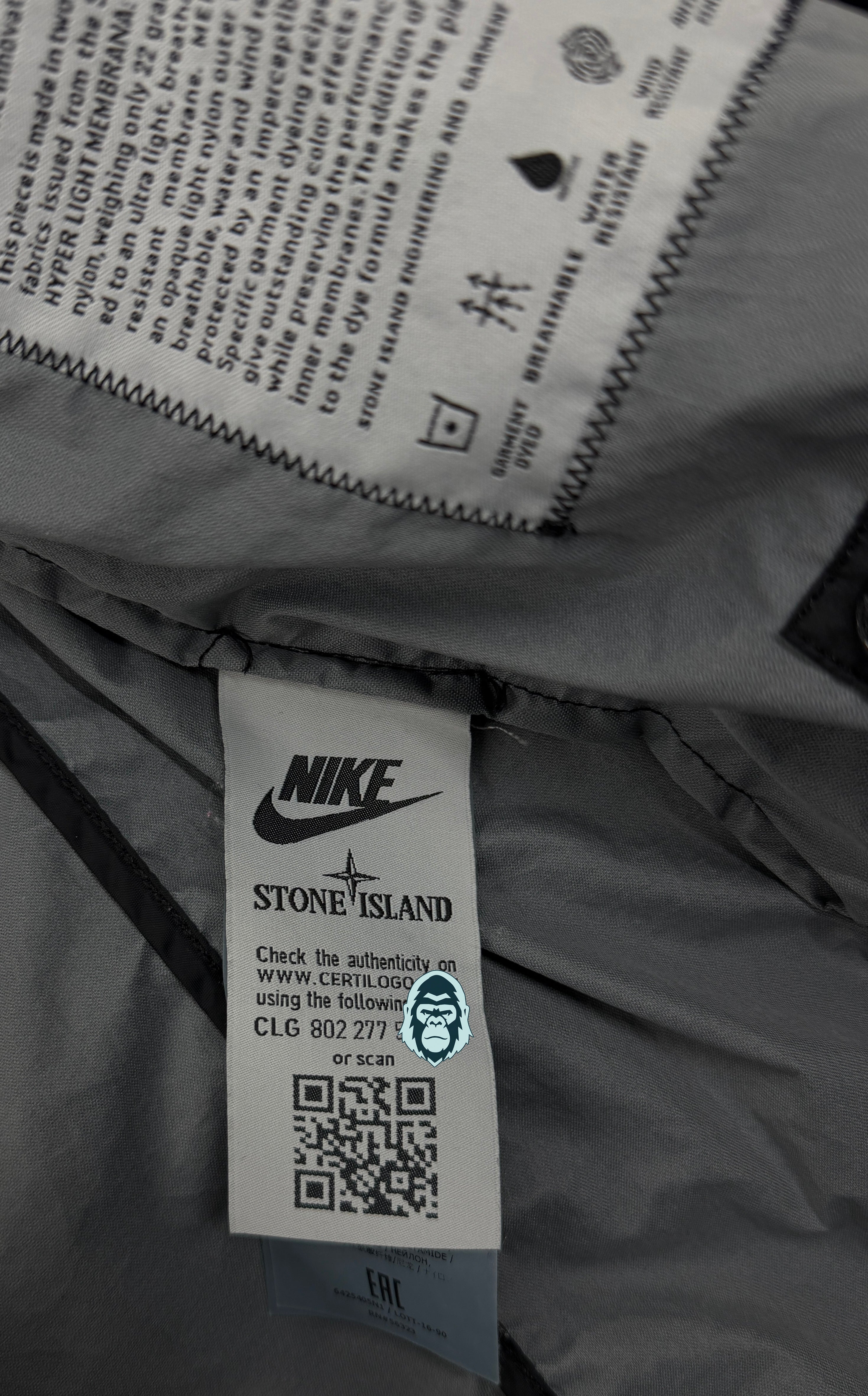 Stone Island Nike Hyper Light Membrana 2L TC Windrunner — certilogo