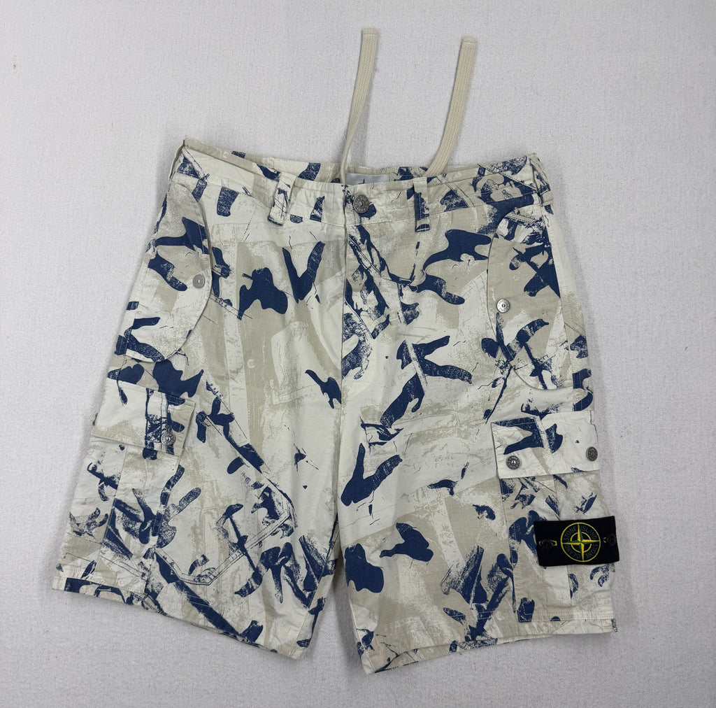 Stone Island Scan Desert Camo Comfort Fit Cargo Shorts — extra