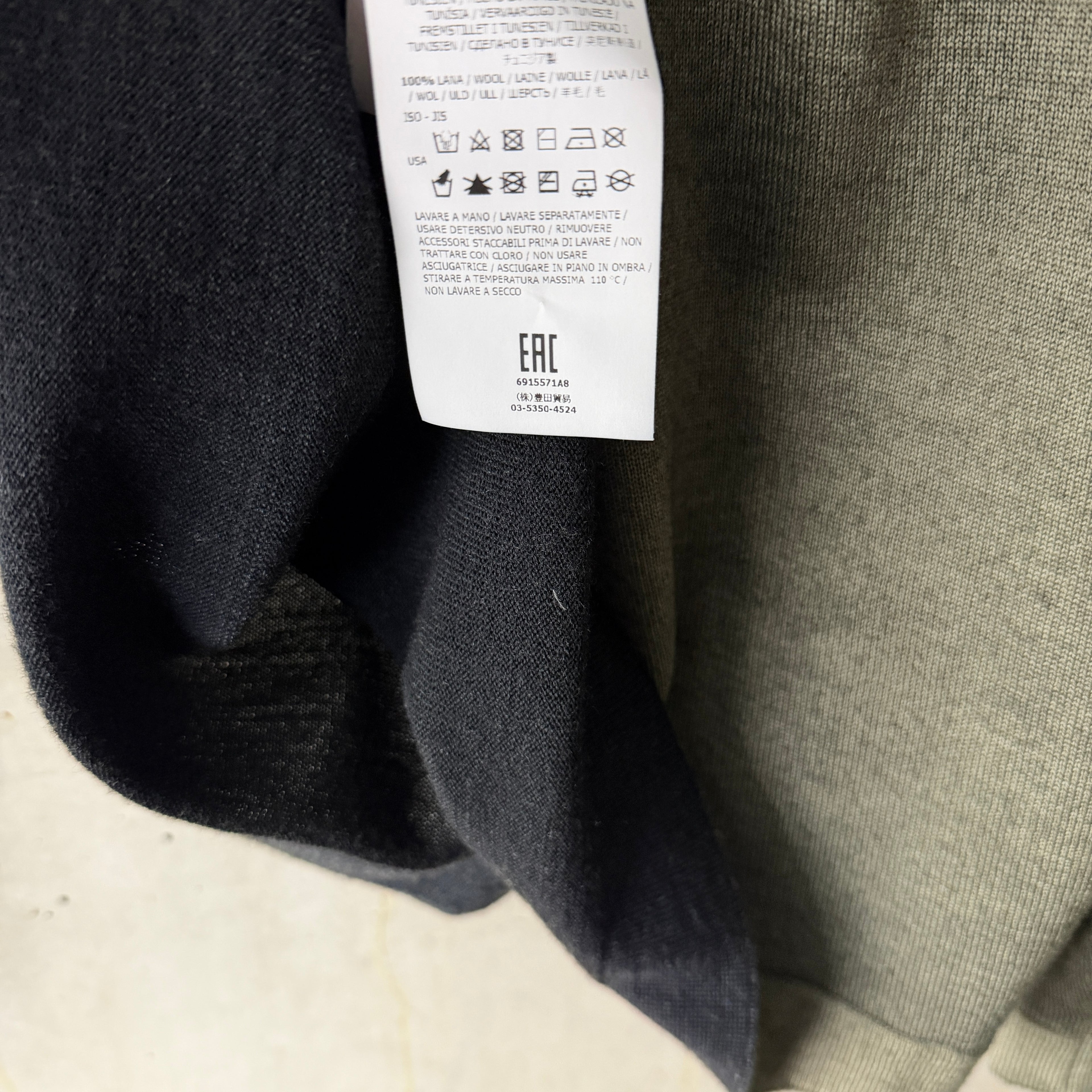Stone Island Fast Dye Airbrush wool jumper olive care label 3