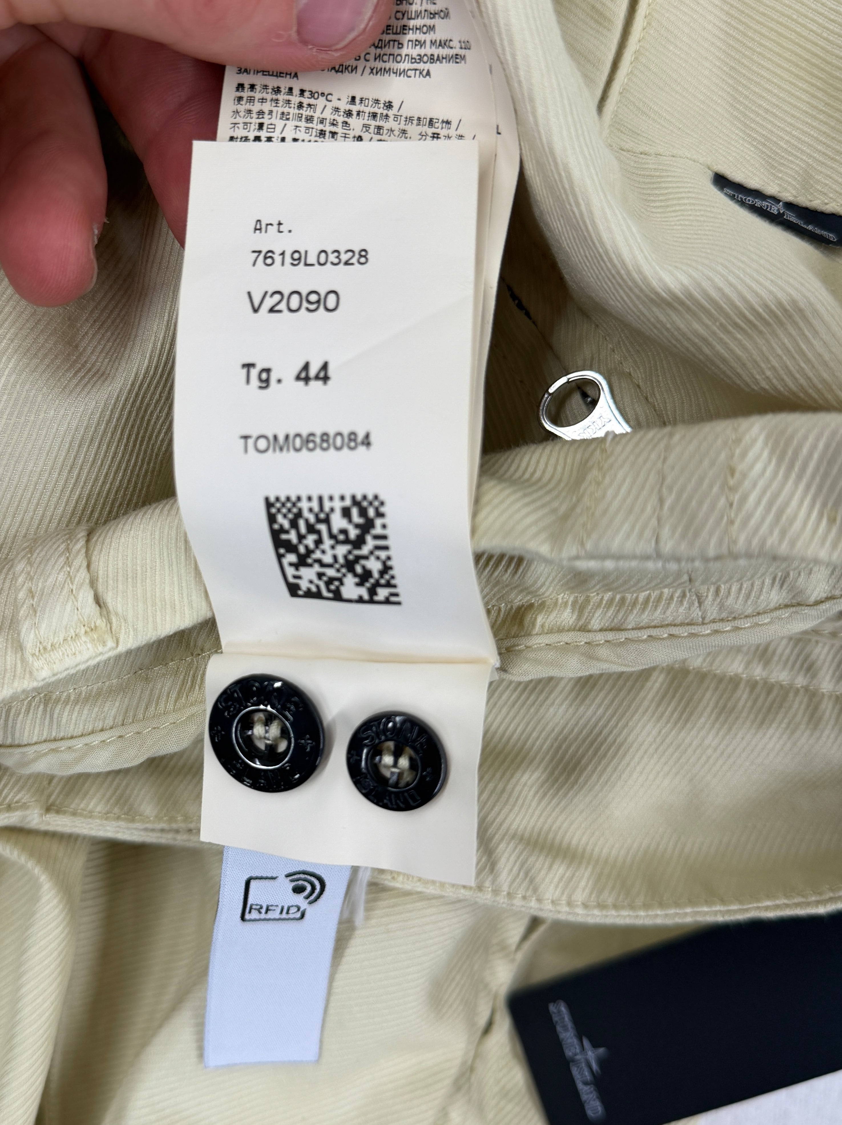 Stone Island Shadow Project cargo shorts pale yellow detail view 3