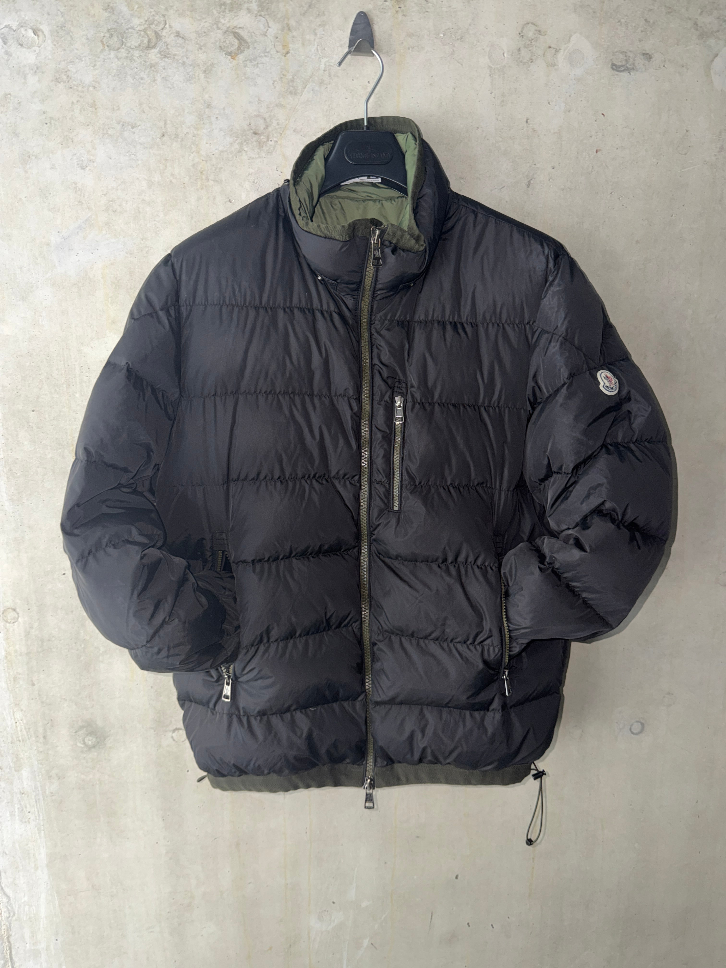 Moncler Gres Giubbotto Down Jacket — extra