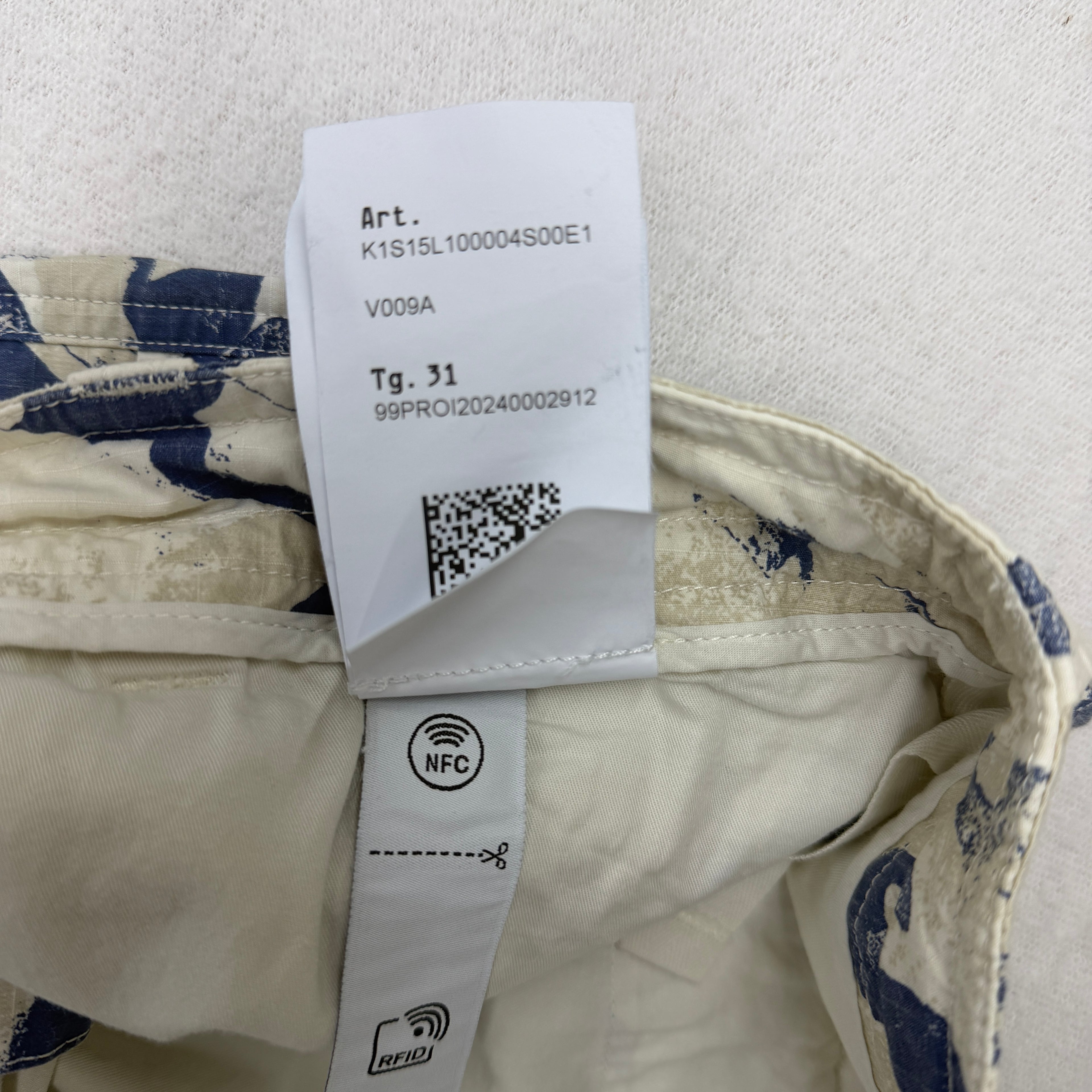 Stone Island Scan Desert Camo Comfort Fit Cargo Shorts — label