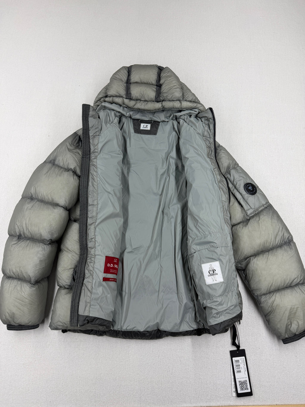 C.P. Company D.D. Shell Hooded Down Jacket — detail