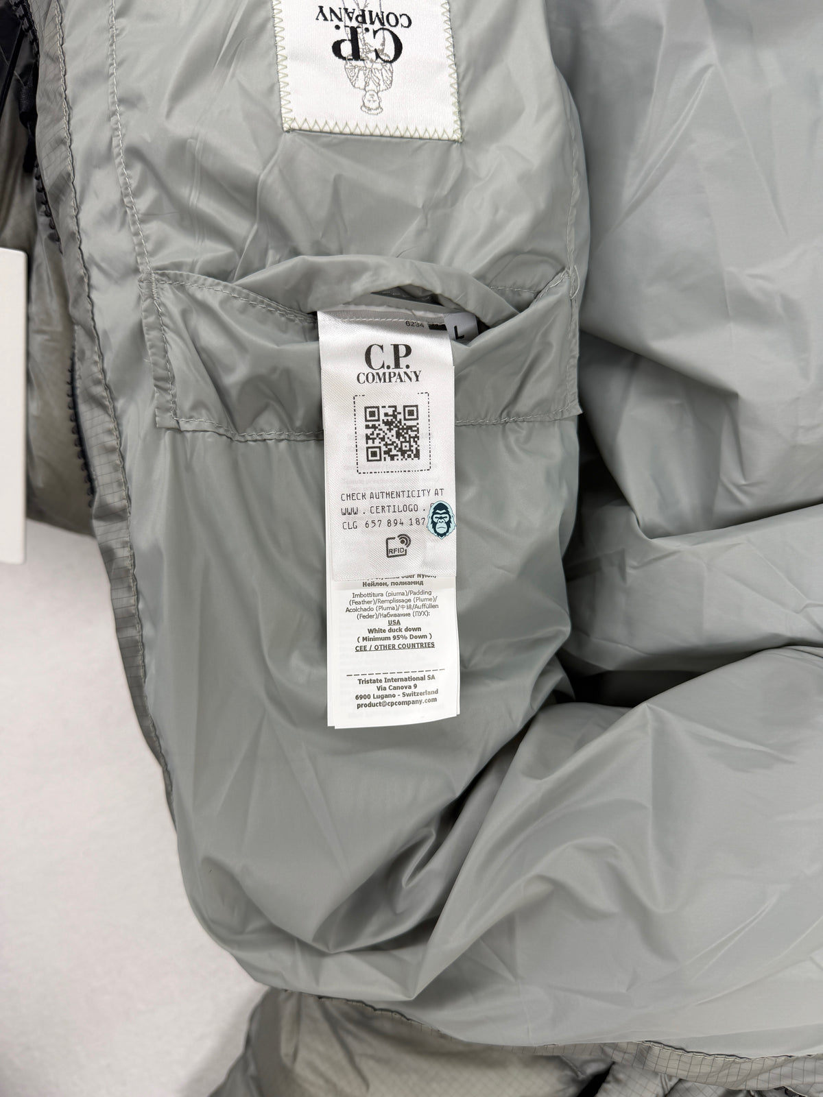 C.P. Company D.D. Shell Hooded Down Jacket — certilogo