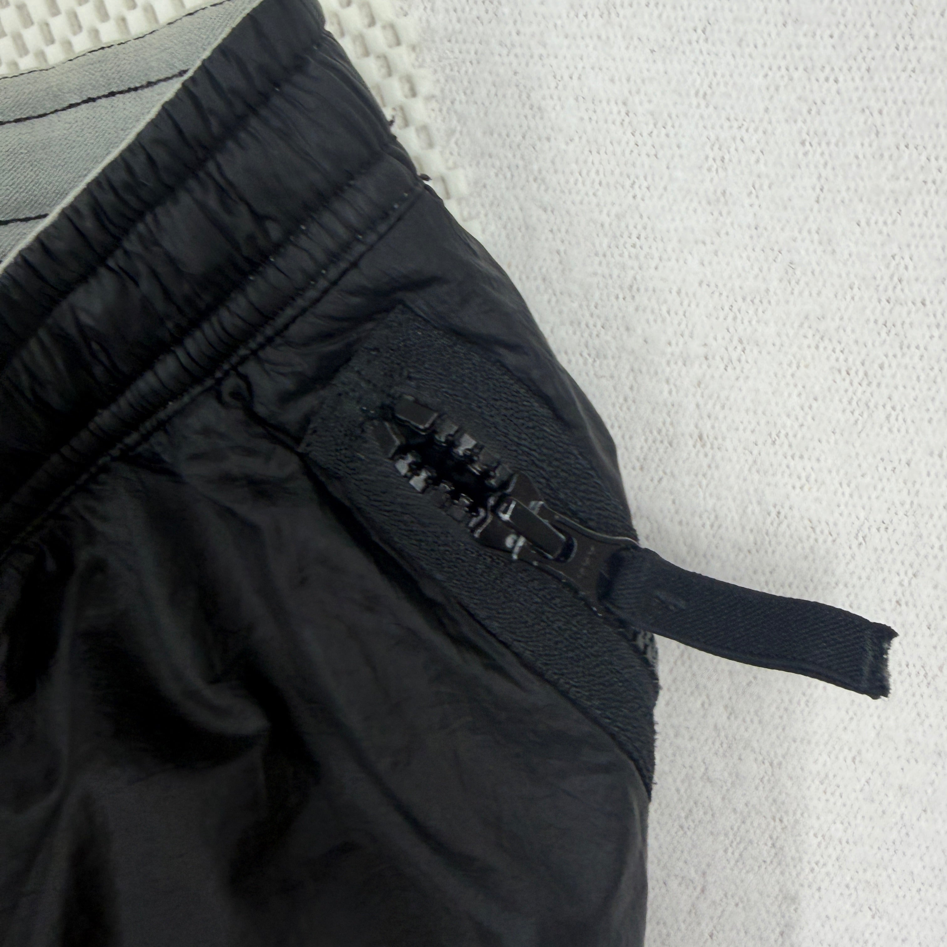 Stone Island Navy Micro Ripstop Nylon Shorts - W30