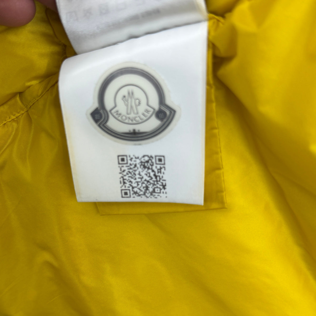 Moncler Liane Gilet - Women's Size 5 — detail