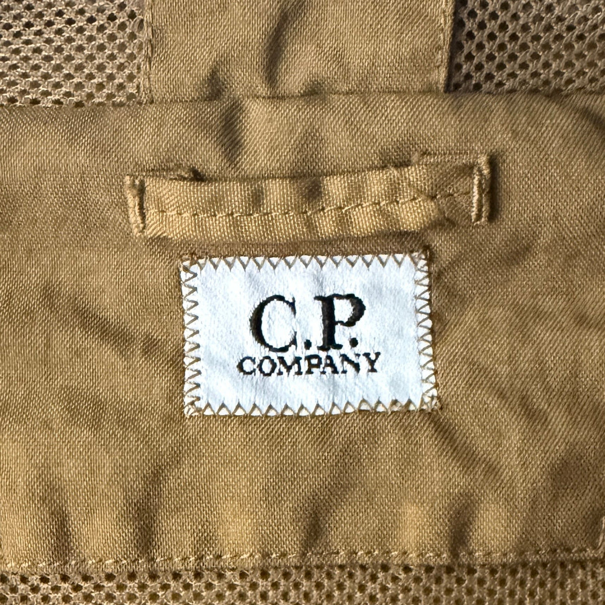 C.P. Company Taylon-P Hooded Overshirt — detail