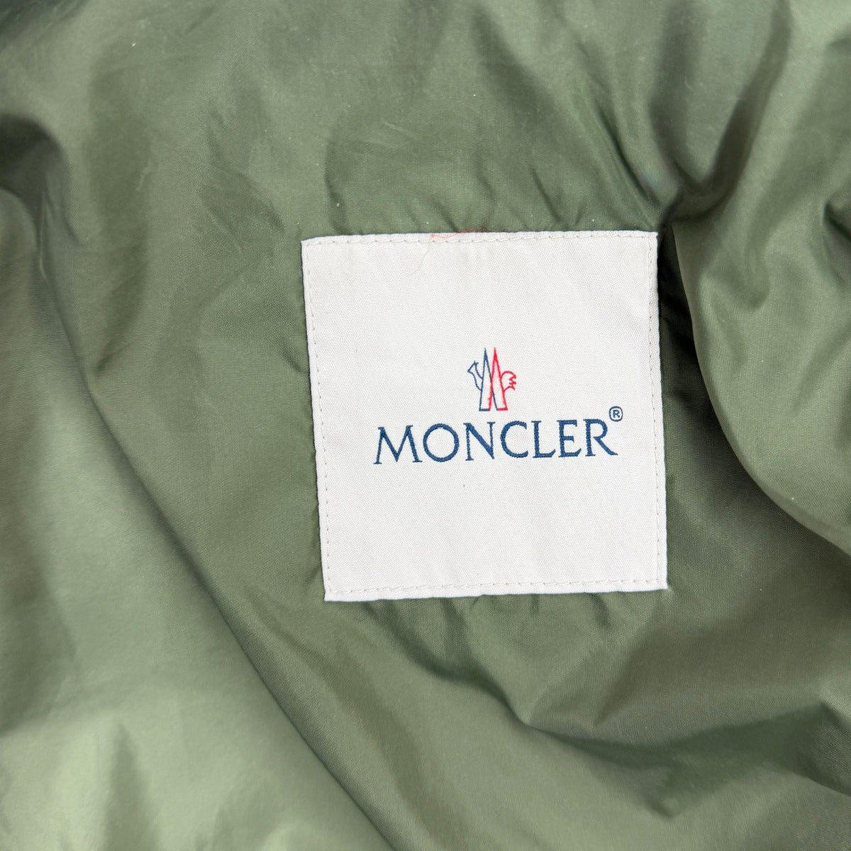 Moncler Gres Giubbotto Down Jacket — detail