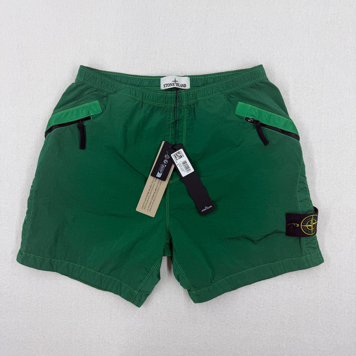 Stone Island Nylon Metal Shorts Cargo - W30CO — front