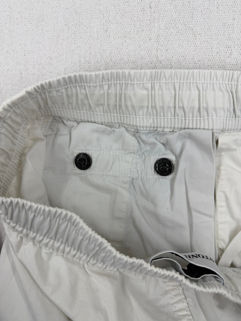 Stone Island SS22 Multipocket White Cotton Cargo Trousers — detail