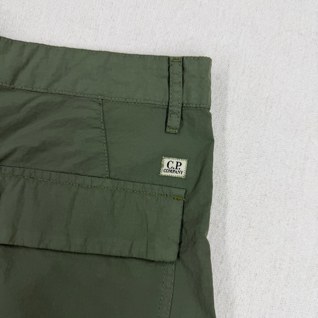 C.P. Company Cargo Pants Flatt Nylon — detail
