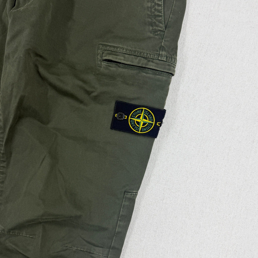 Stone Island AW20 Stretch Cotton Skinny Fit Cargo Pants — badge