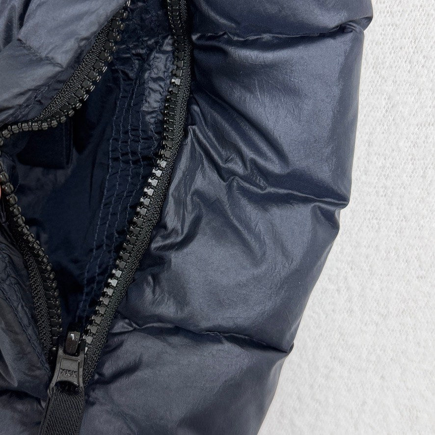 Stone Island Loom Woven Chambers R-Nylon Down-TC Vest — detail
