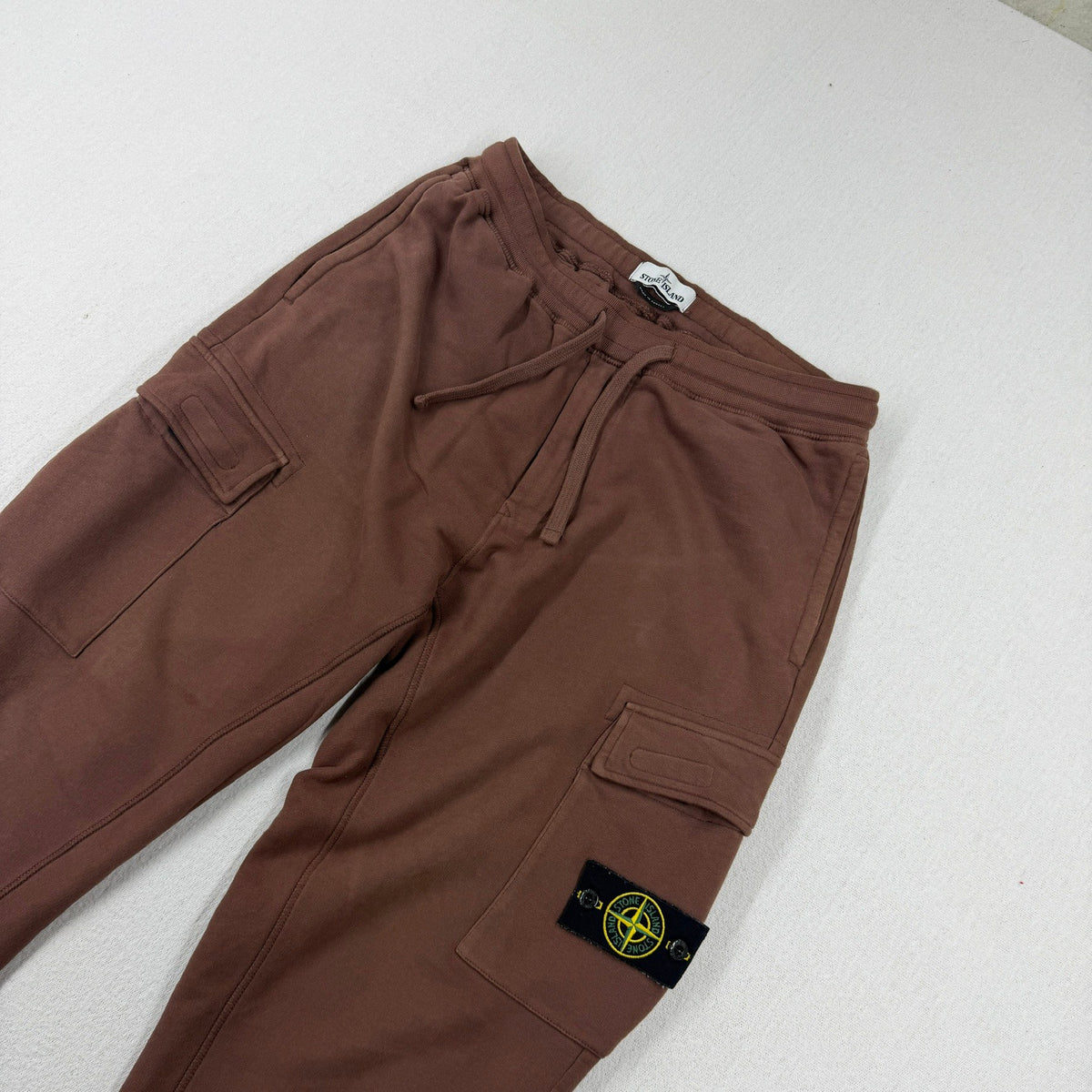 Stone Island AW21 Cotton Fleece Cargo Sweatpants — detail