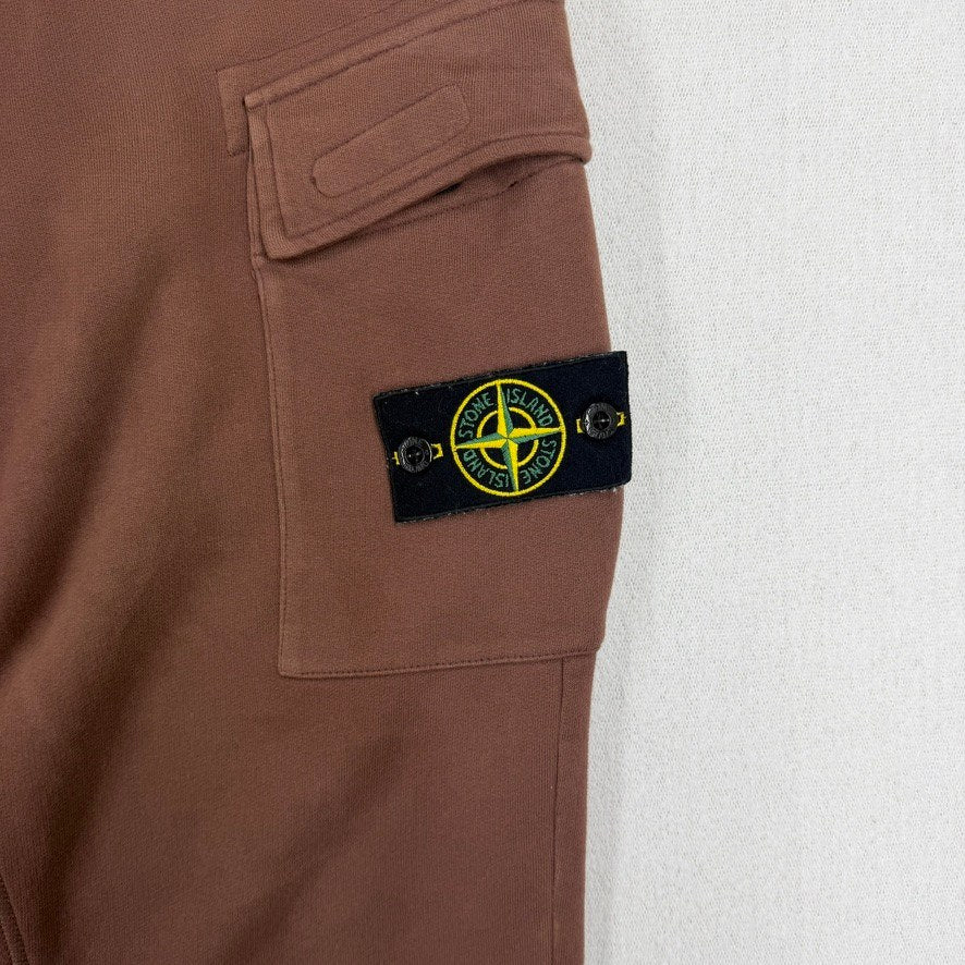 Stone Island AW21 Cotton Fleece Cargo Sweatpants — detail