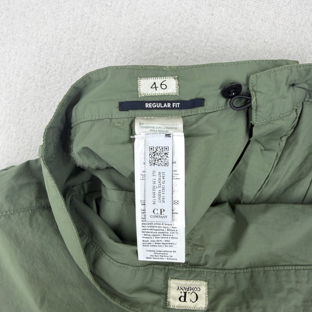 C.P. Company Cargo Pants Flatt Nylon — detail