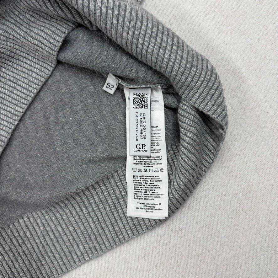 C.P. Company SS23 Linen Blend Lens Crewneck Knit — detail