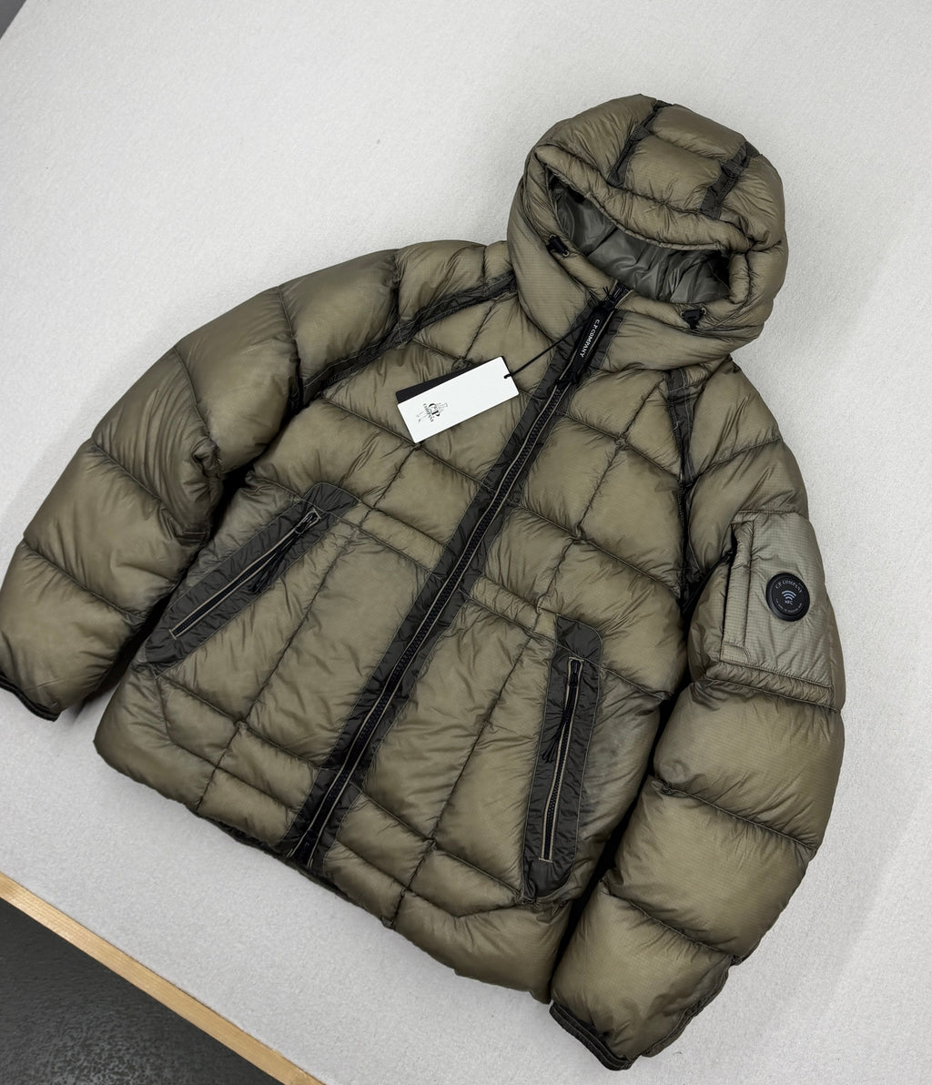 C.P. Company AW26 D.D. Shell Hooded Down Jacket — detail
