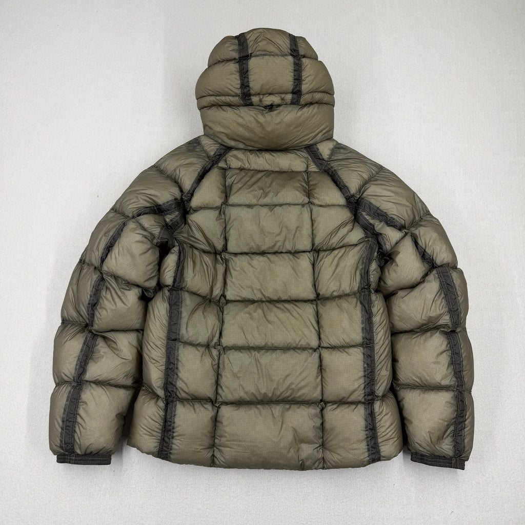 C.P. Company AW26 D.D. Shell Hooded Down Puffer Jacket — detail
