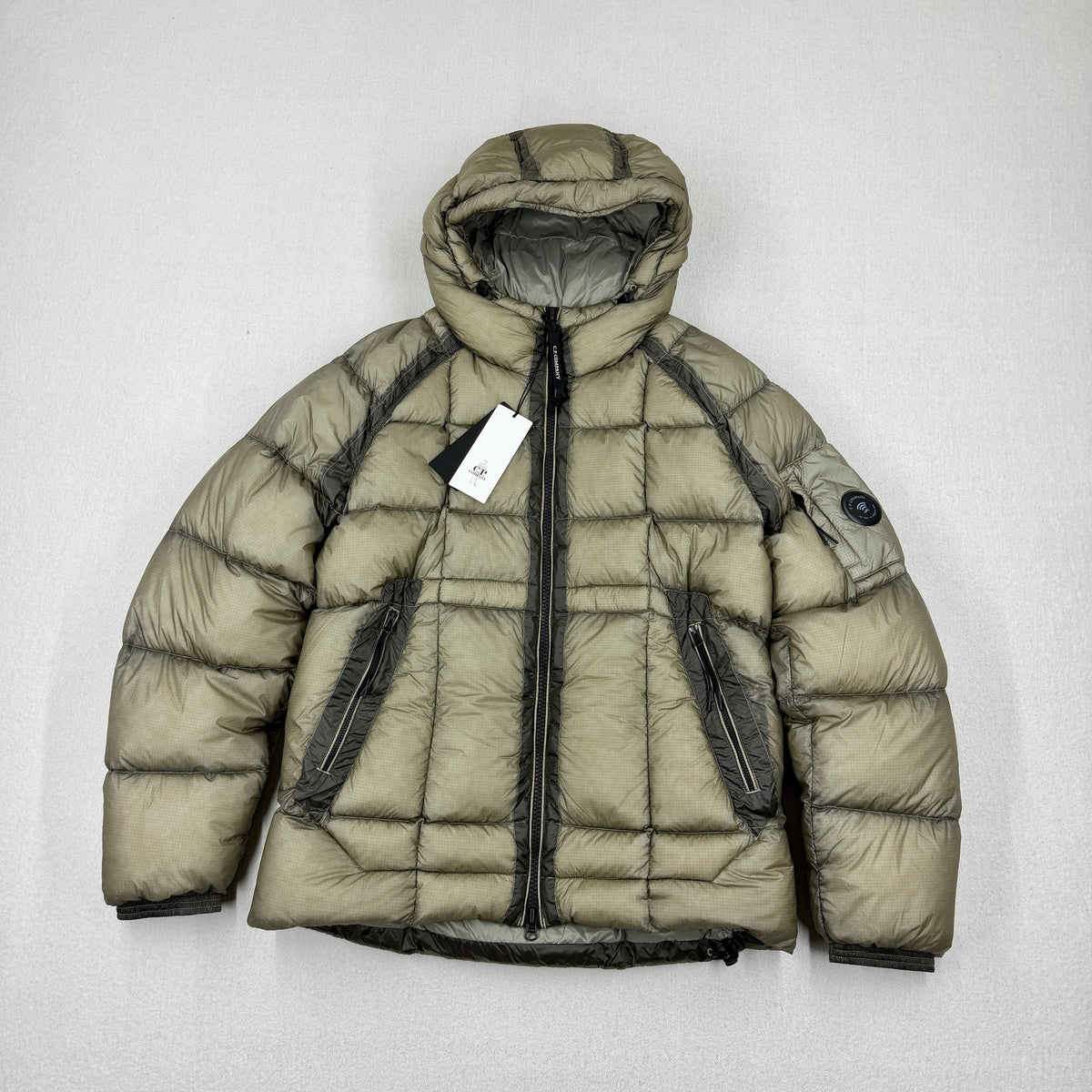 C.P. Company AW26 D.D. Shell Hooded Down Puffer Jacket — front