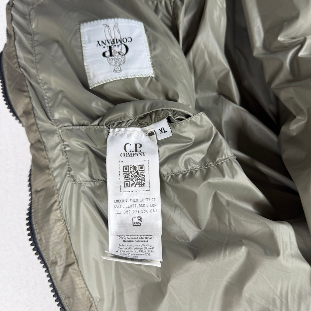 C.P. Company AW26 D.D. Shell Hooded Down Jacket — detail