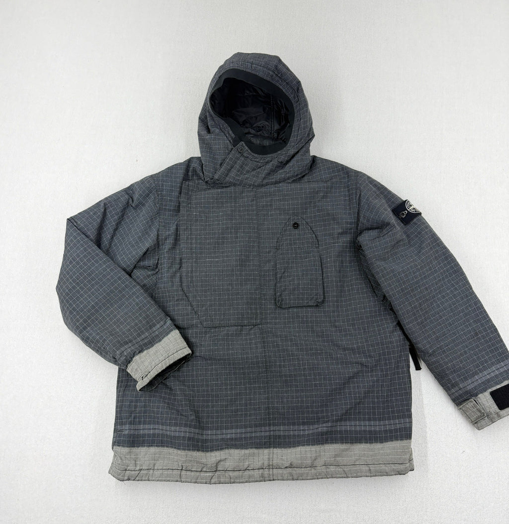 Stone Island AW20 Reflective Ripstop Chiné with PrimaLoft Insulation Jacket Smock — detail
