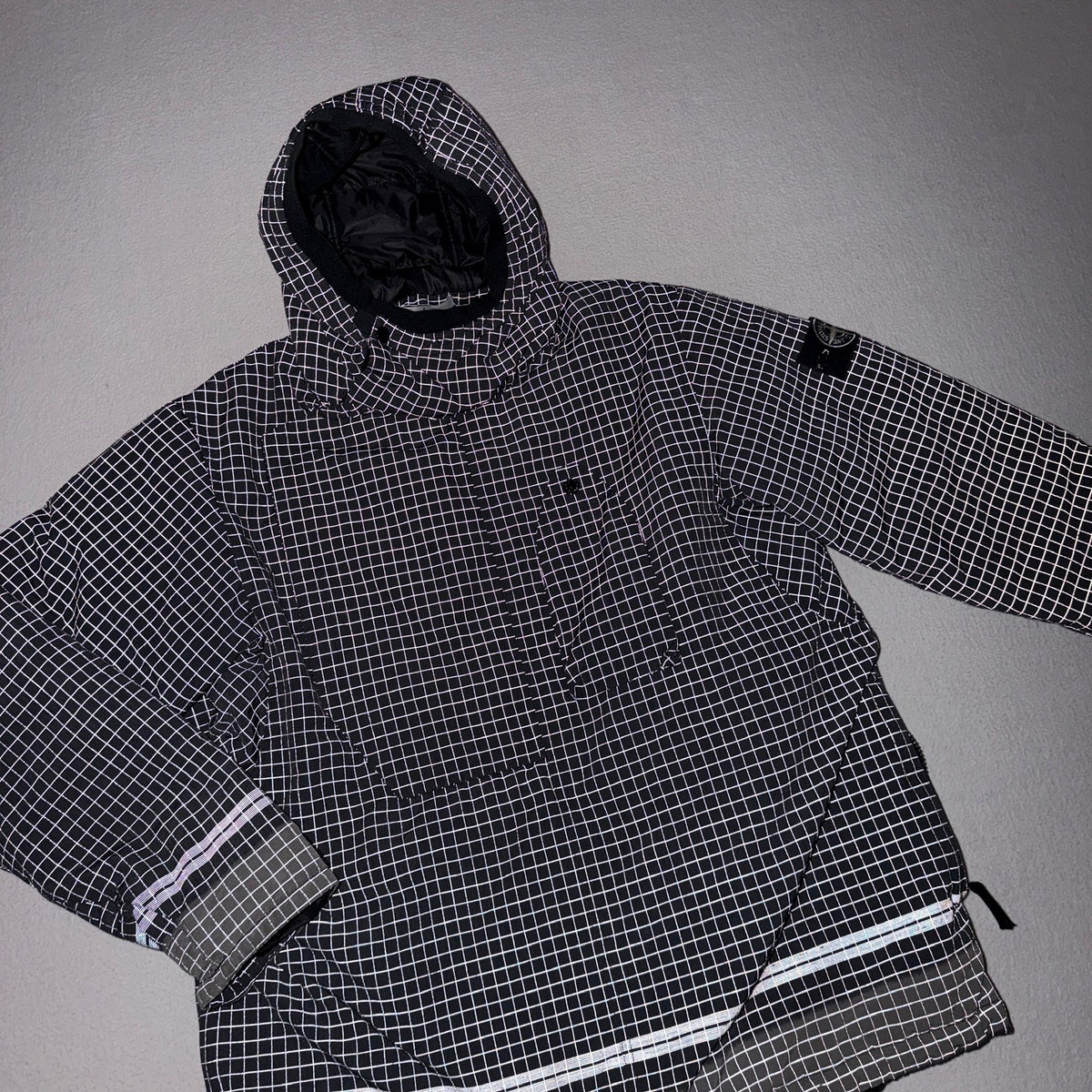 Stone Island AW20 Reflective Ripstop Chiné with PrimaLoft Insulation Jacket Smock — detail