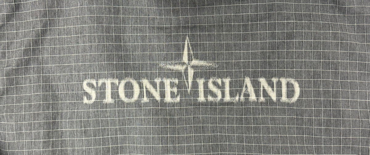 Stone Island AW20 Reflective Ripstop Chiné with PrimaLoft Insulation Jacket Smock — detail