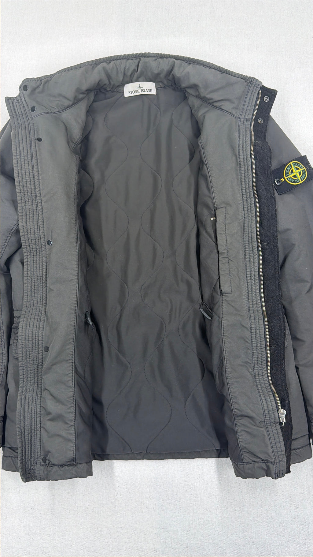 Interior open — Stone Island woven inner label