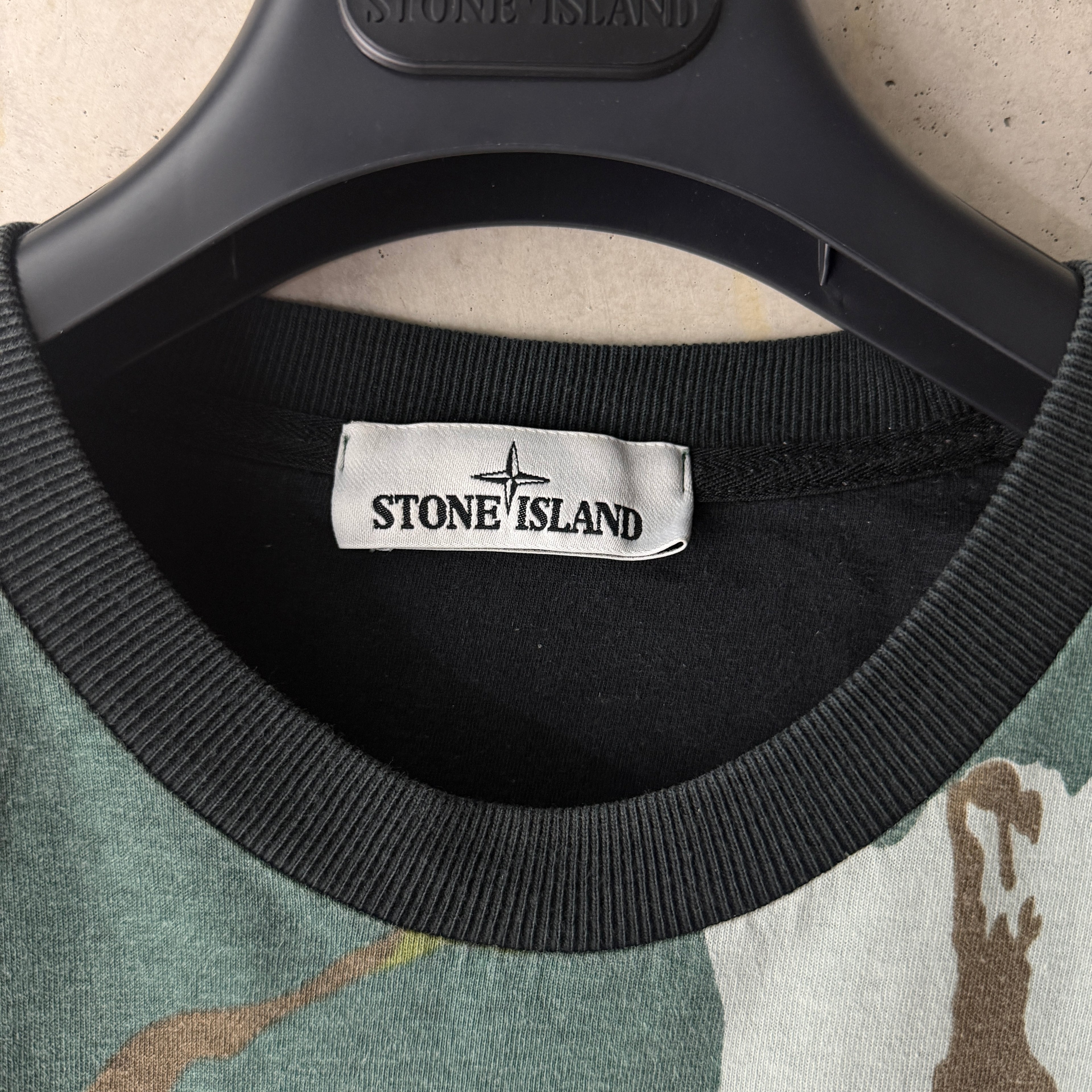 Stone Island Flowing Camo T-Shirt - Large