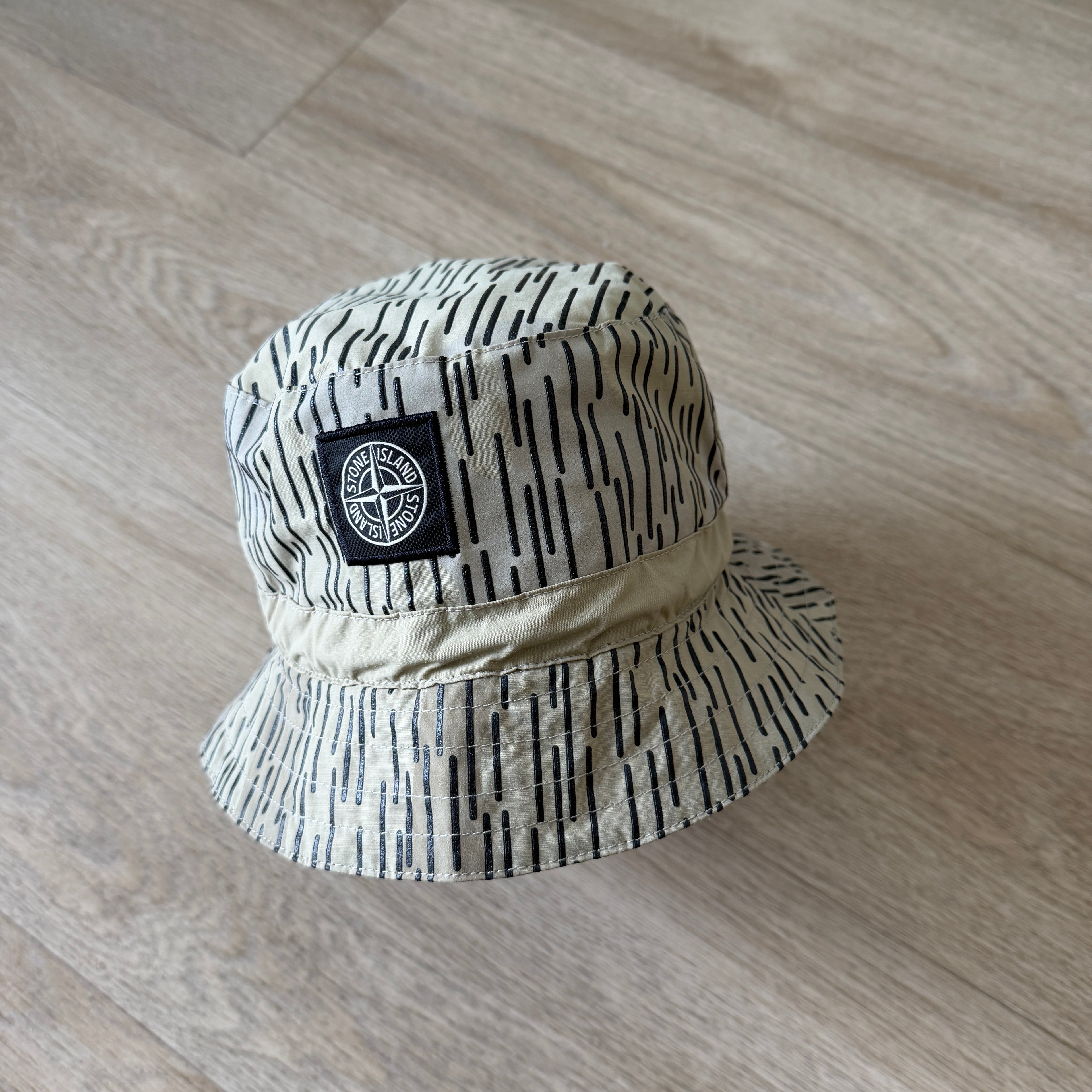 Stone Island Reflective Packable Bucket Hat - Medium