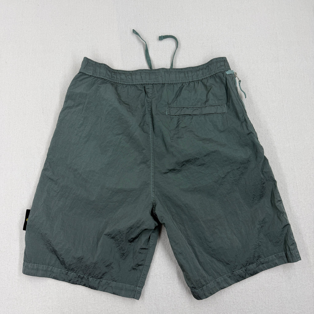 Stone Island Nylon Metal Bermuda Cargo Shorts - W32