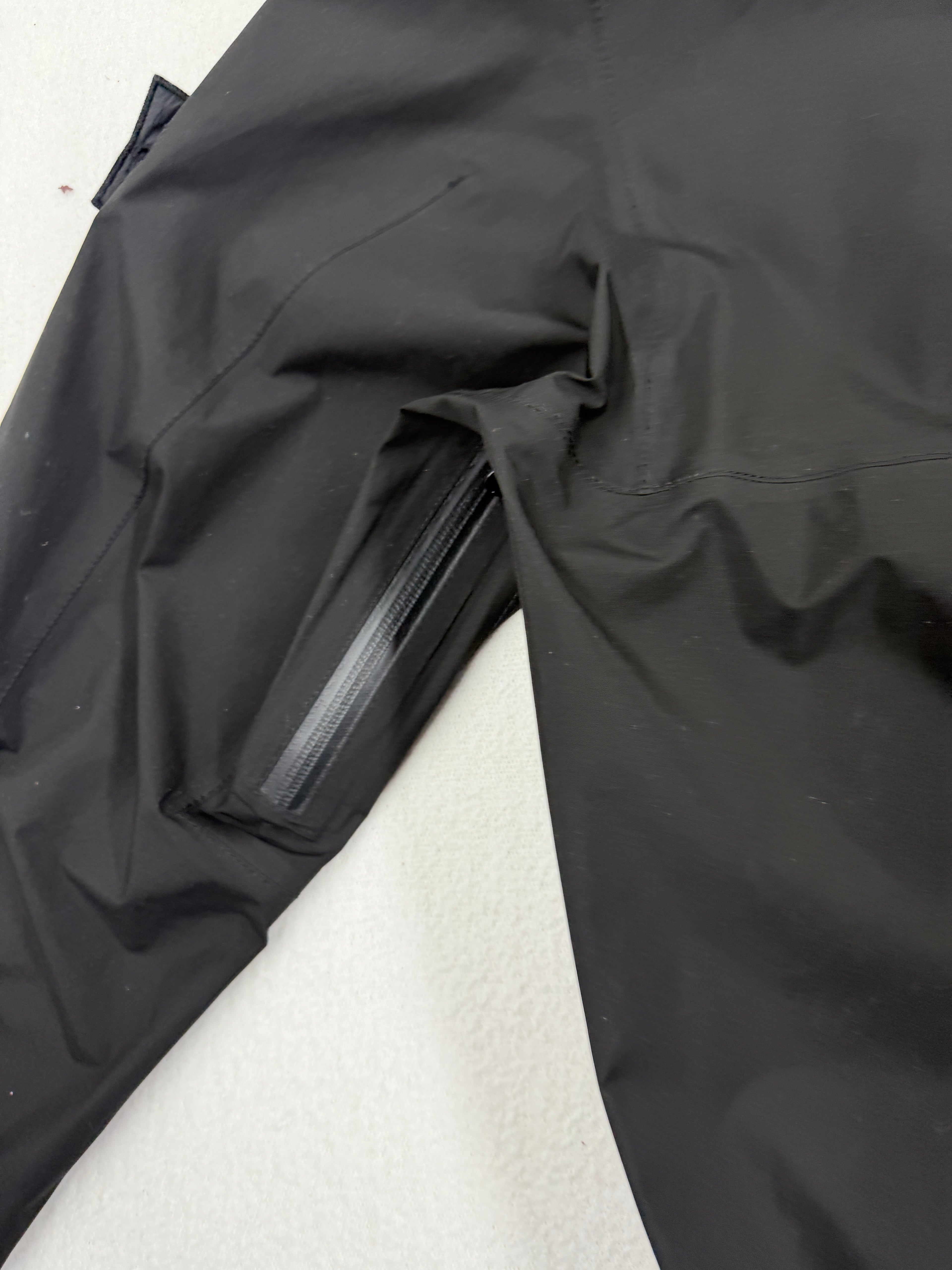 Stone Island Shadow Black Project GORE-TEX Paclite Shell Jacket - Large
