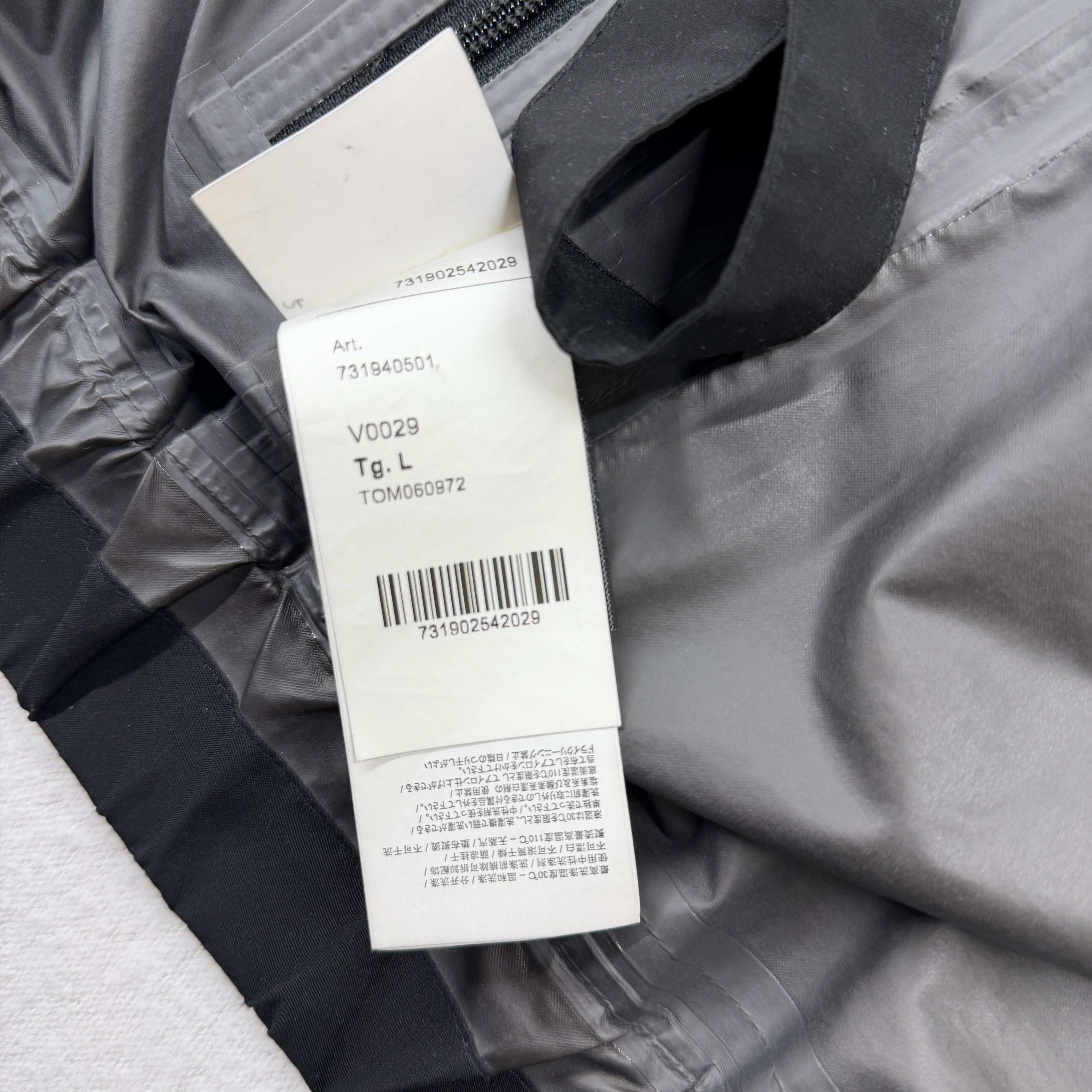 Stone Island Shadow Black Project GORE-TEX Paclite Shell Jacket - Large
