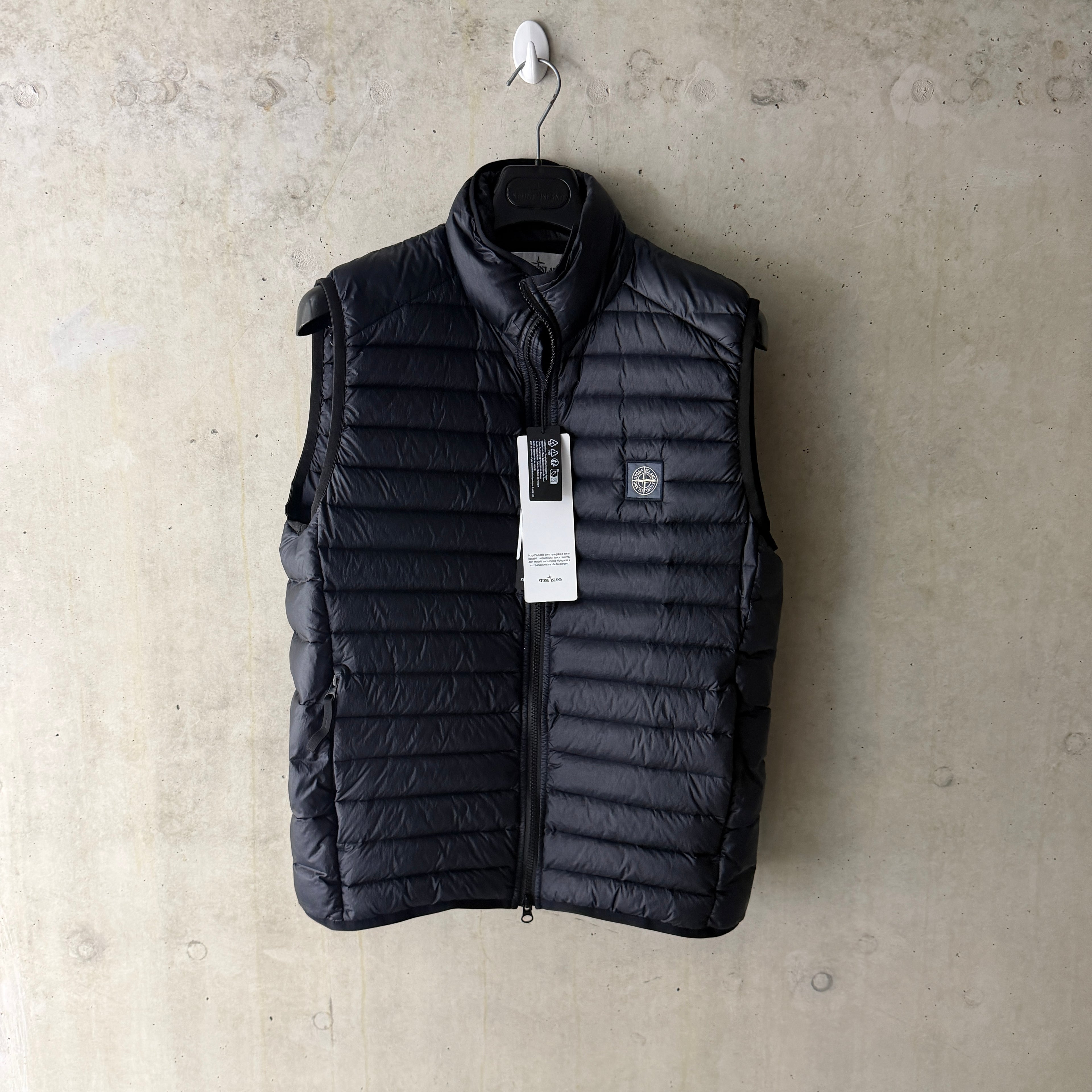 Stone Island Loom Woven Chambers R-Nylon Down-TC Vest - Small