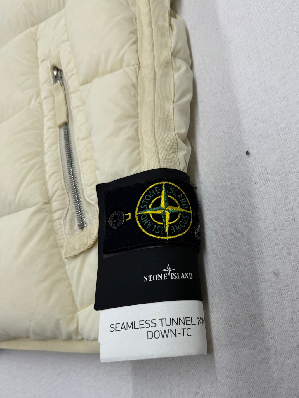 Stone Island Seamless Tunnel Nylon Down-TC Gilet - Medium